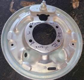 3202350-l Bendix 74-75 Bronco Rear Lh Drum Brake Backing Plate 9 Inch Large Bearing