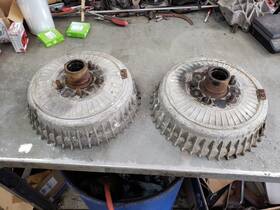 1349528 Buick Pair Of 1961 1966 Front Brake Drum And Hub Riviera Electra Wildcat Lesabre