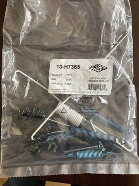 Cz32v7 Carlson Rear Drum Brake Hardware Kit For 09-13 Chevy Gmc Silverado 1500 Sierra