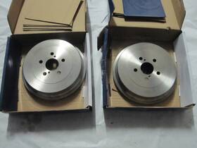 Dr-35122 Detroit Axle Pair Rear Left And Right Brake Drums Assembly Fits For 2009-2019 Toyota Corolla