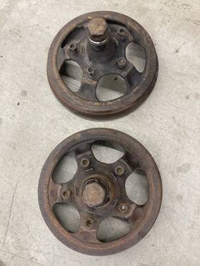 48-1105 Ford 1935 Front Brake Drums / Hubs Original Pair