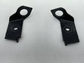 3953283 General Motors 1969 Camaro Front Drum Brake Hose Mounting Brackets Braces Carrier Pair