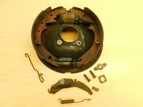 68cc1-8c9 Gm 3980463 Lh Front Brake Backing Plate 1965-1970 Chevrolet And Canadian Pontiac