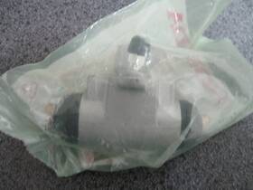 43300-s5a-003 Honda Rh Rear Drum Brake Cylinder 01-02 Civic New Genuine