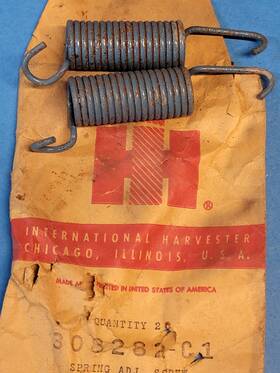 308282c1 International Nos Ih Scout Brake Adjusting Spring