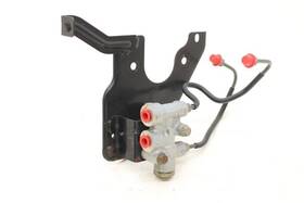 539.mz1o01 Mazda 2001-2005 Mx-5 Miata 1.8l Brake Proportioning Valve