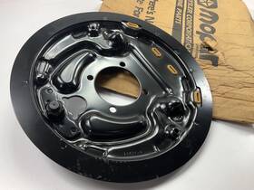 4761554 Mopar Rear Wheel Brake Backing Plate For 1997-1999 Dodge Ram 2500