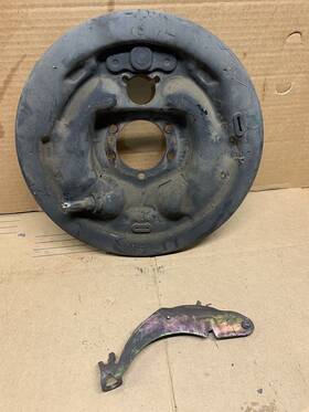 3214769-r Oem Dodge 2nd Gen Ram 1500 2001 Rear Right Brake Backing Plate Drum Brakes