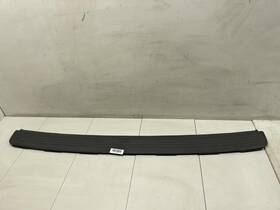 7003565 Rover 2004 Land Range Hse Rear Bumper Upper Scuff Plate Trim Cover Oem
