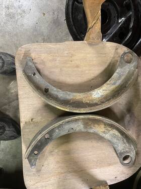 666126-7 Studebaker 666126 Brake Shoe Core Set 1949-54 Big Trucks M16 And 2r 16 17 Front