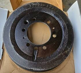 42431-60020 Three Five New Rear Brake Drum For Toyota Landcruiser 40 60 75 Series 1981 To 1992