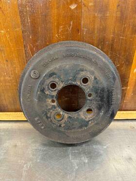 Da23113 Triumph Tr7 Original Rear Brake Drum Auto And 4 Spd #da23113 Used. T8166