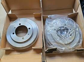 Yh140755 Wearever 2 Rear Brake Drum Set For Mitsubishi Lancer