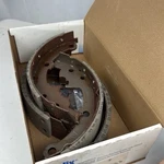 Bendix R552 Rear Drum Brake Shoes Relined Usa New. Fixed Price $28.49.