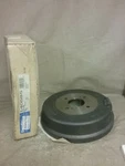 New Genuine Bendix Brake Drum 140585. Fixed Price $28.22.