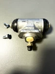 Oem Mopar Wheel Cylinder 5140708AA Chrysler Pt Cruiser 2005-2009. Fixed Price $49.00.