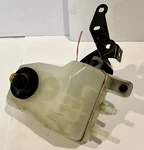 2004 09 Toyota Prius Hybrid Brake Fluid Reservoir Tank Bottle Oem 132311-40120!. Fixed Price $24.99.